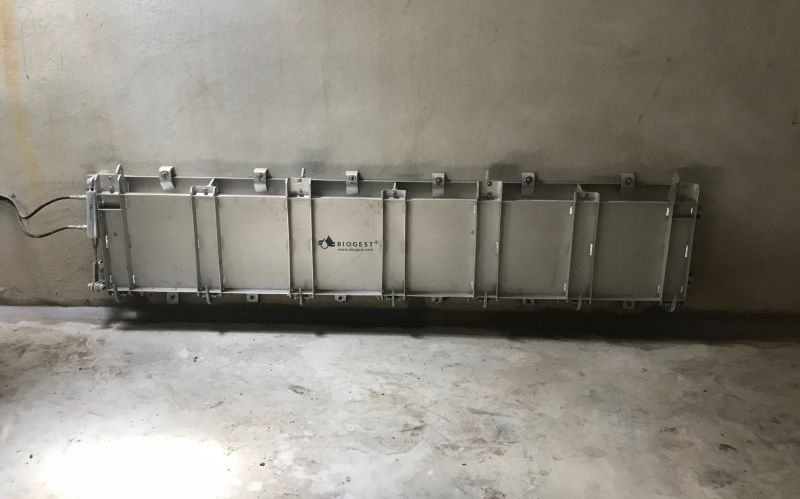 Becken Schwallreinigung