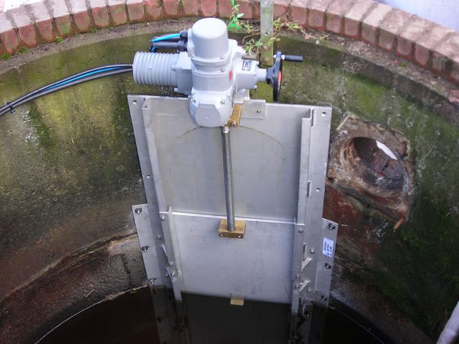 Elektronisch gesteuerter Abflussregler Typ EGAR